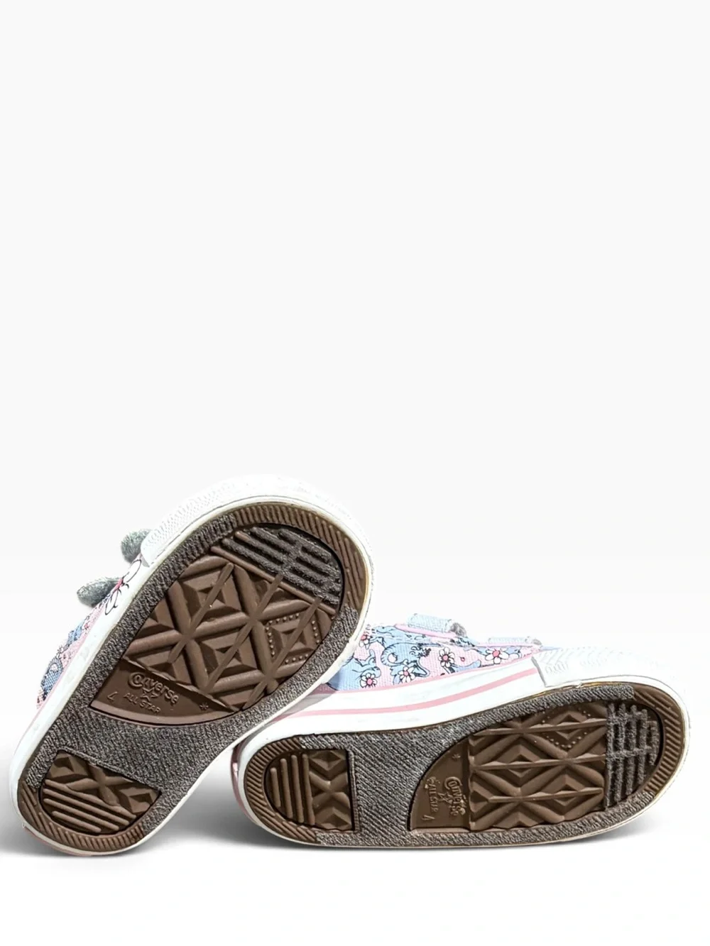 Converse secure wear
